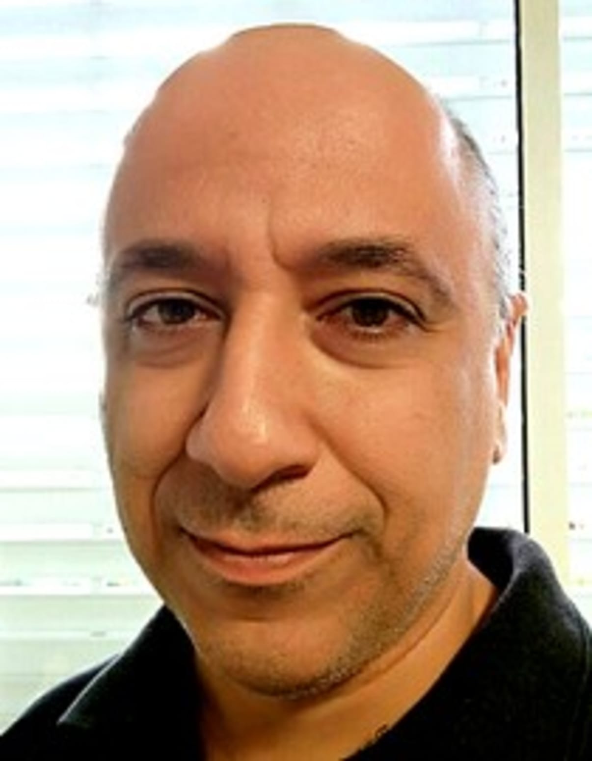 תמונת פורטרט של בעל המקצוע