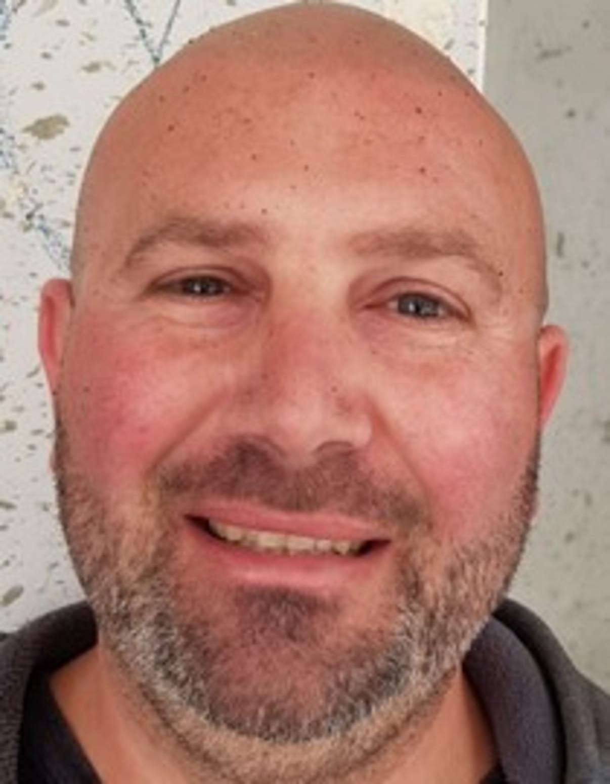 תמונת פורטרט של בעל המקצוע