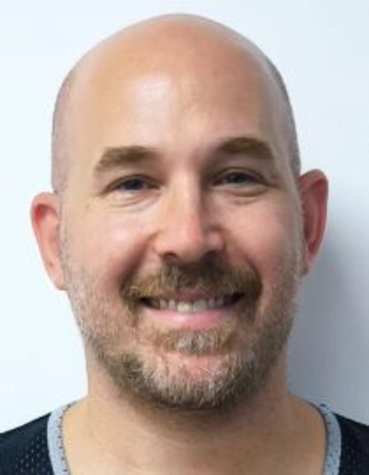 תמונת פורטרט של בעל המקצוע