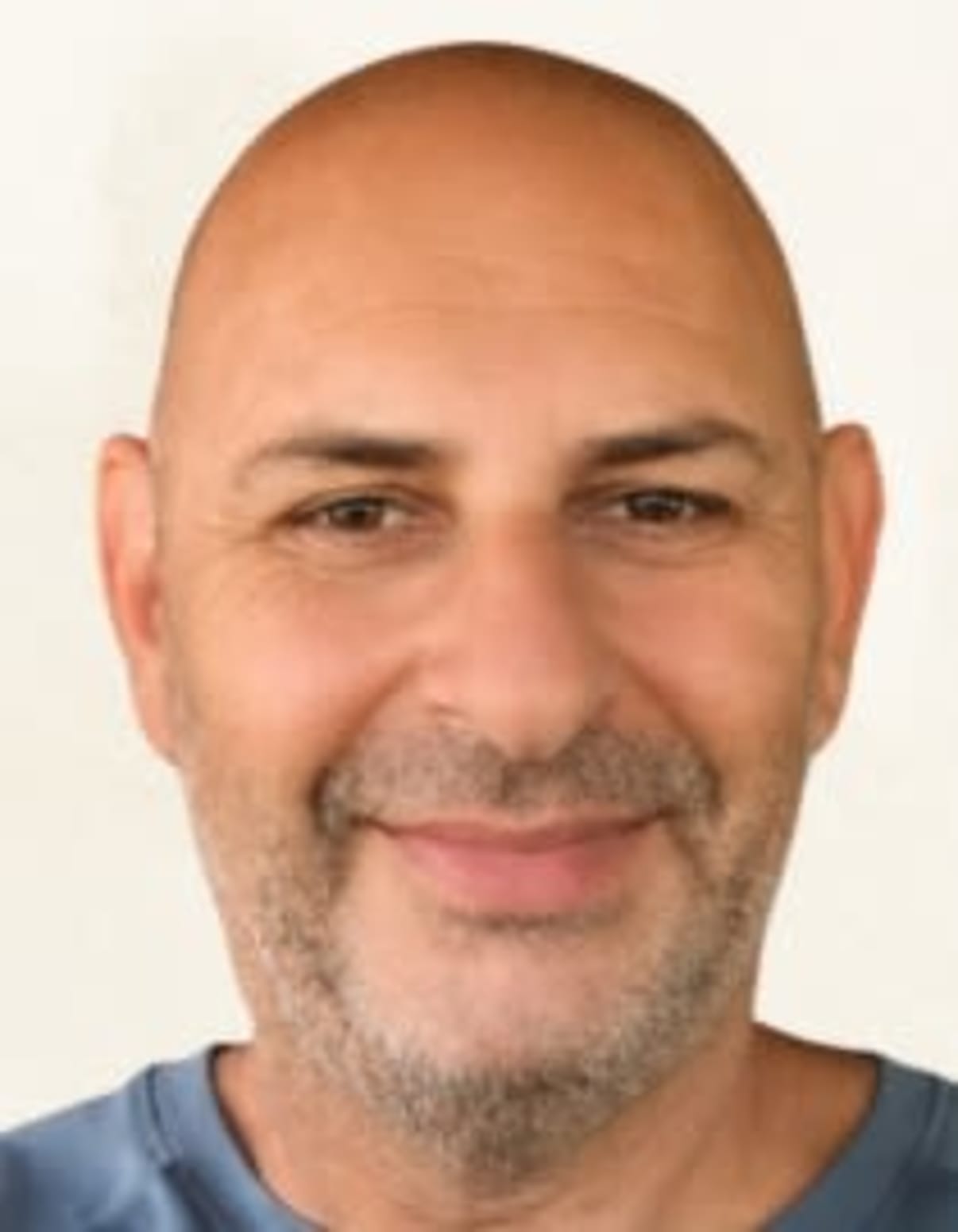 תמונת פורטרט של בעל המקצוע תמונת פורטרט של בעל המקצוע