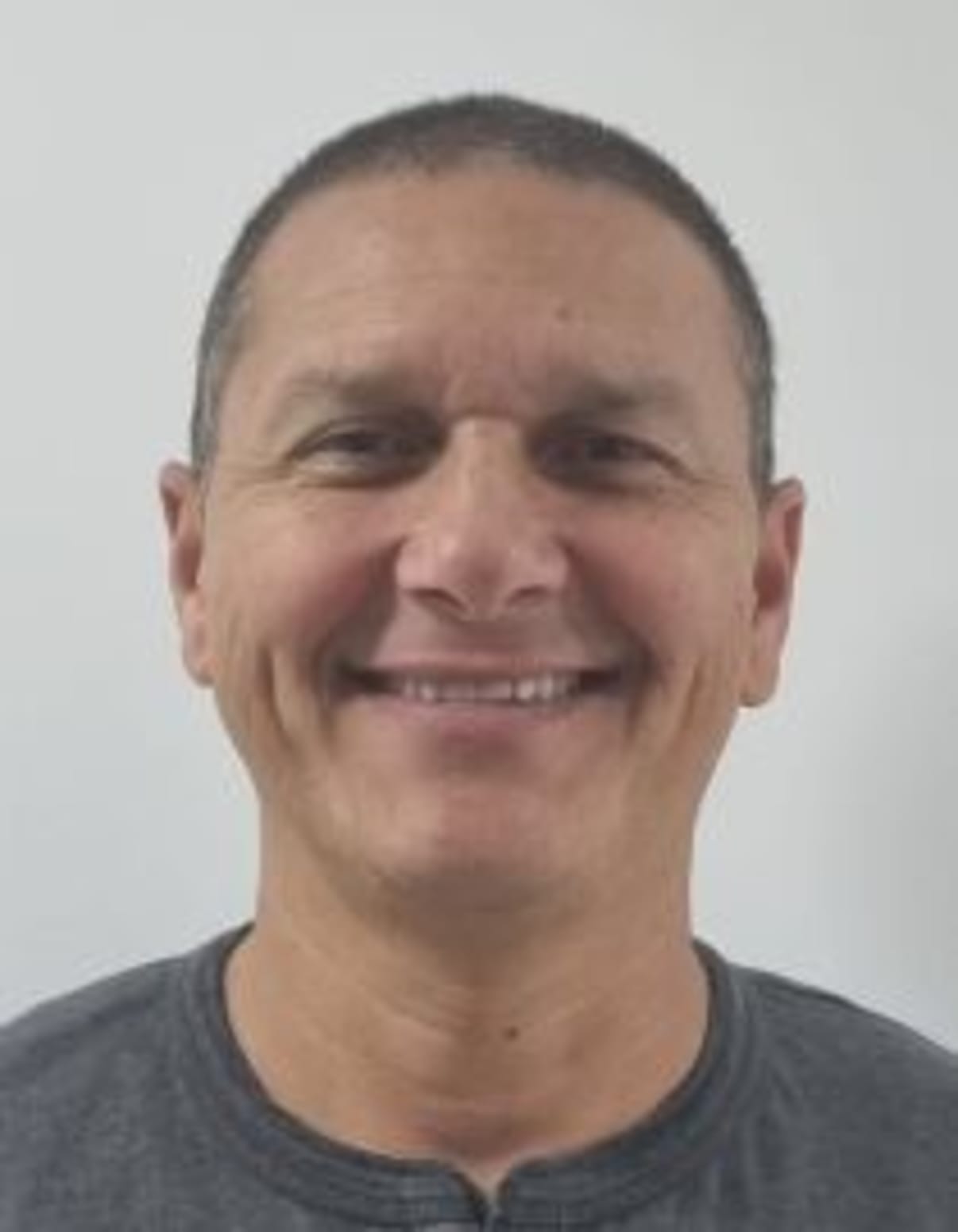 תמונת פורטרט של בעל המקצוע