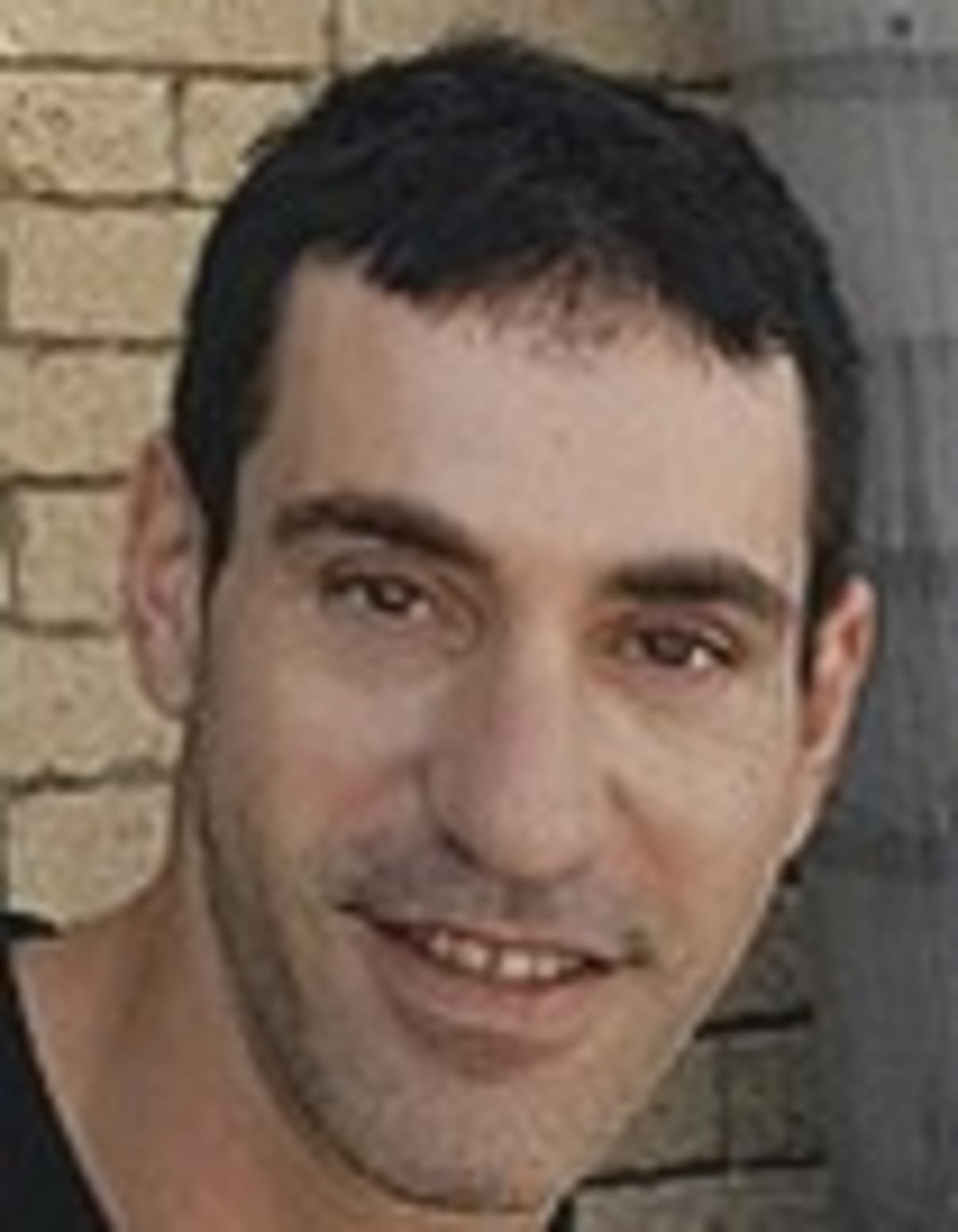 תמונת פורטרט של בעל המקצוע