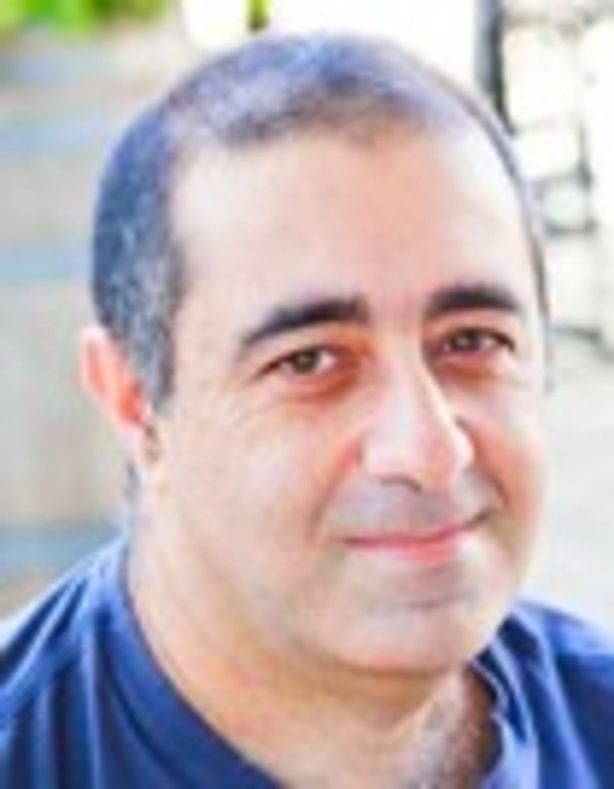 תמונת פורטרט של בעל המקצוע