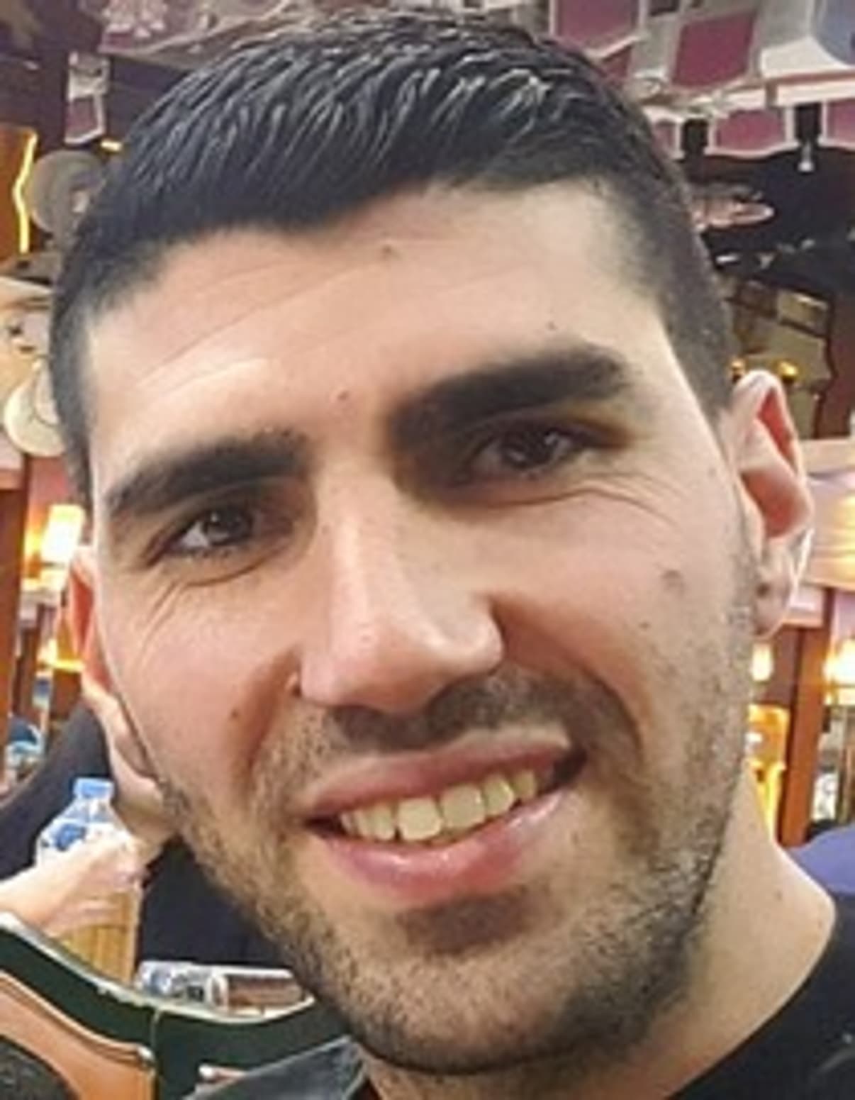 תמונת פורטרט של בעל המקצוע