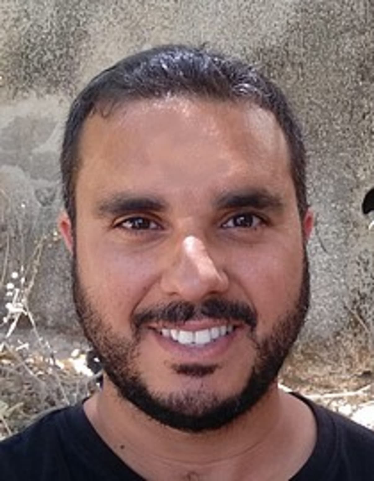 תמונת פורטרט של בעל המקצוע