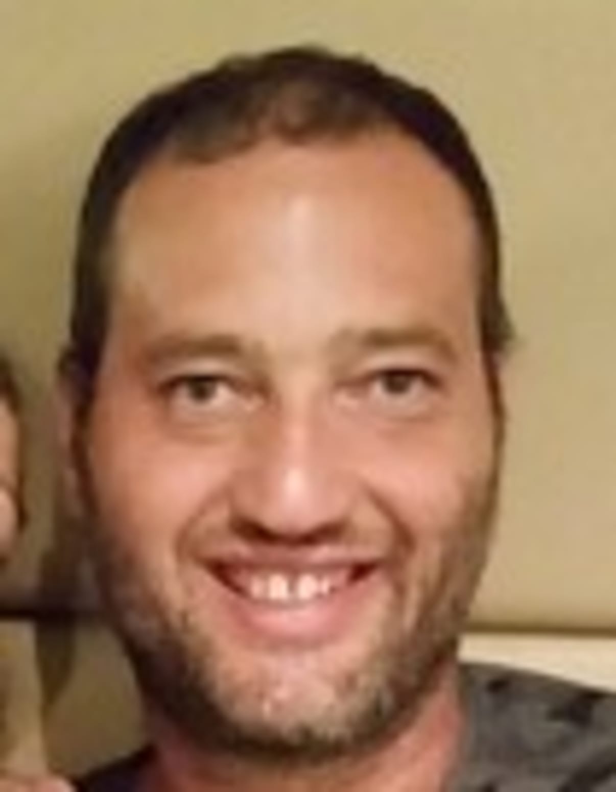 תמונת פורטרט של בעל המקצוע