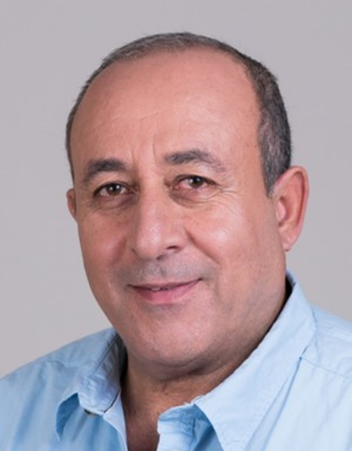 תמונת פורטרט של בעל המקצוע