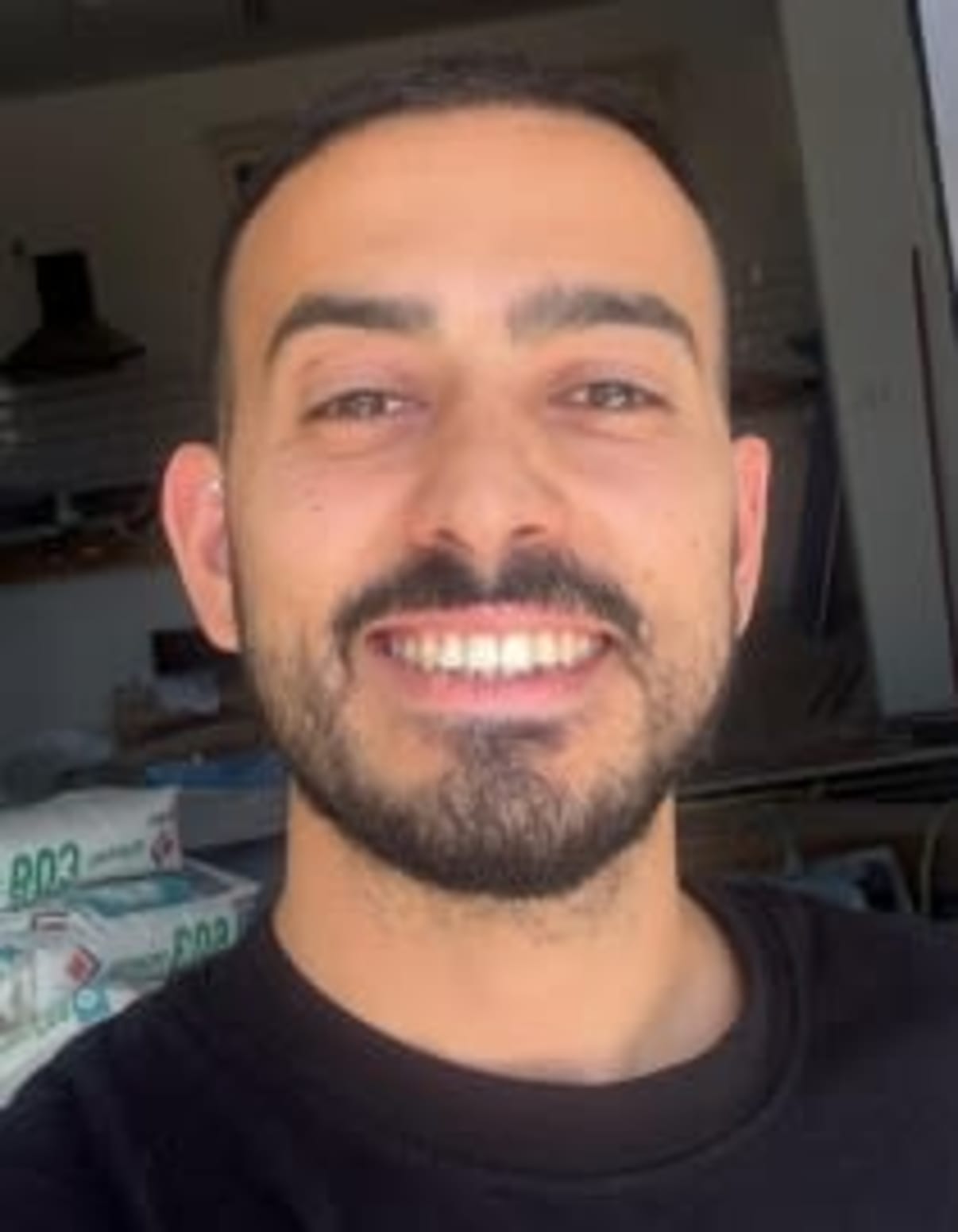 תמונת פורטרט של בעל המקצוע