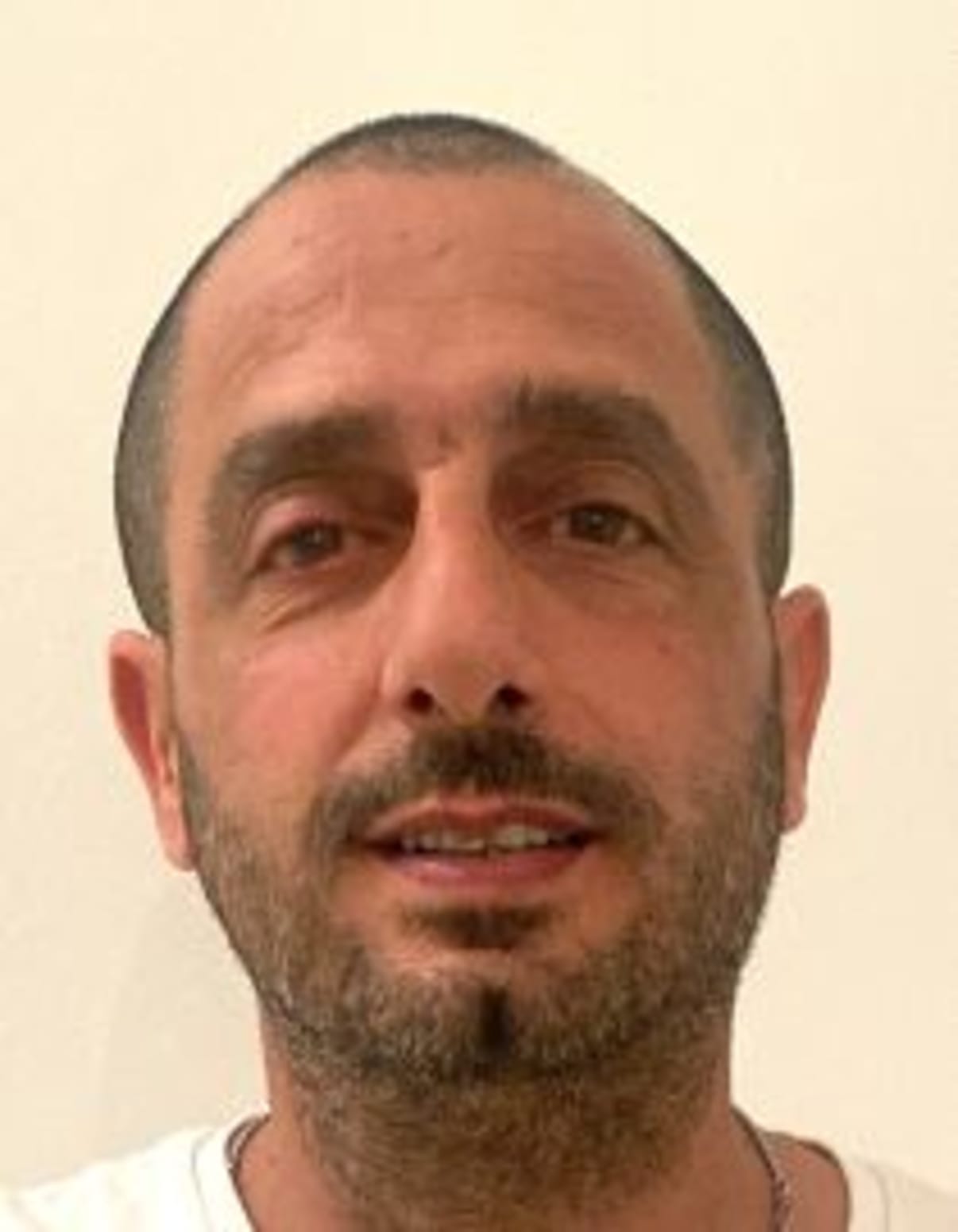 תמונת פורטרט של בעל המקצוע