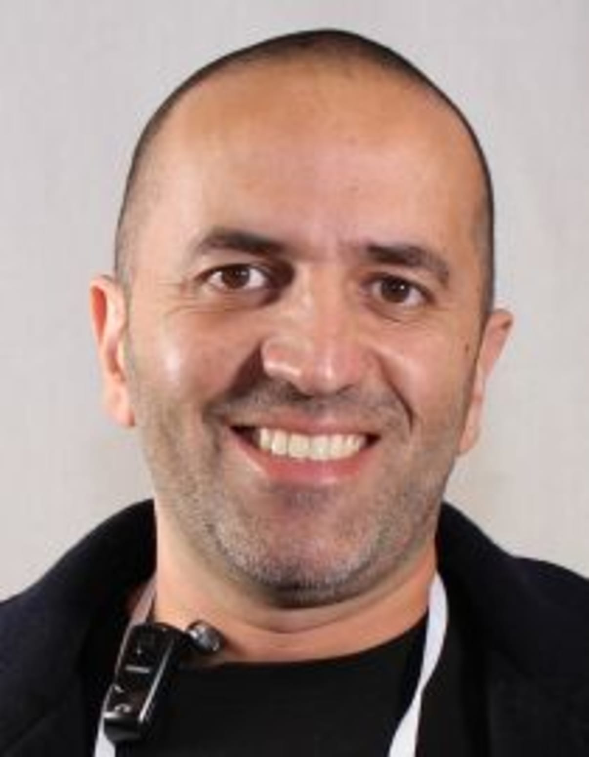 תמונת פורטרט של בעל המקצוע