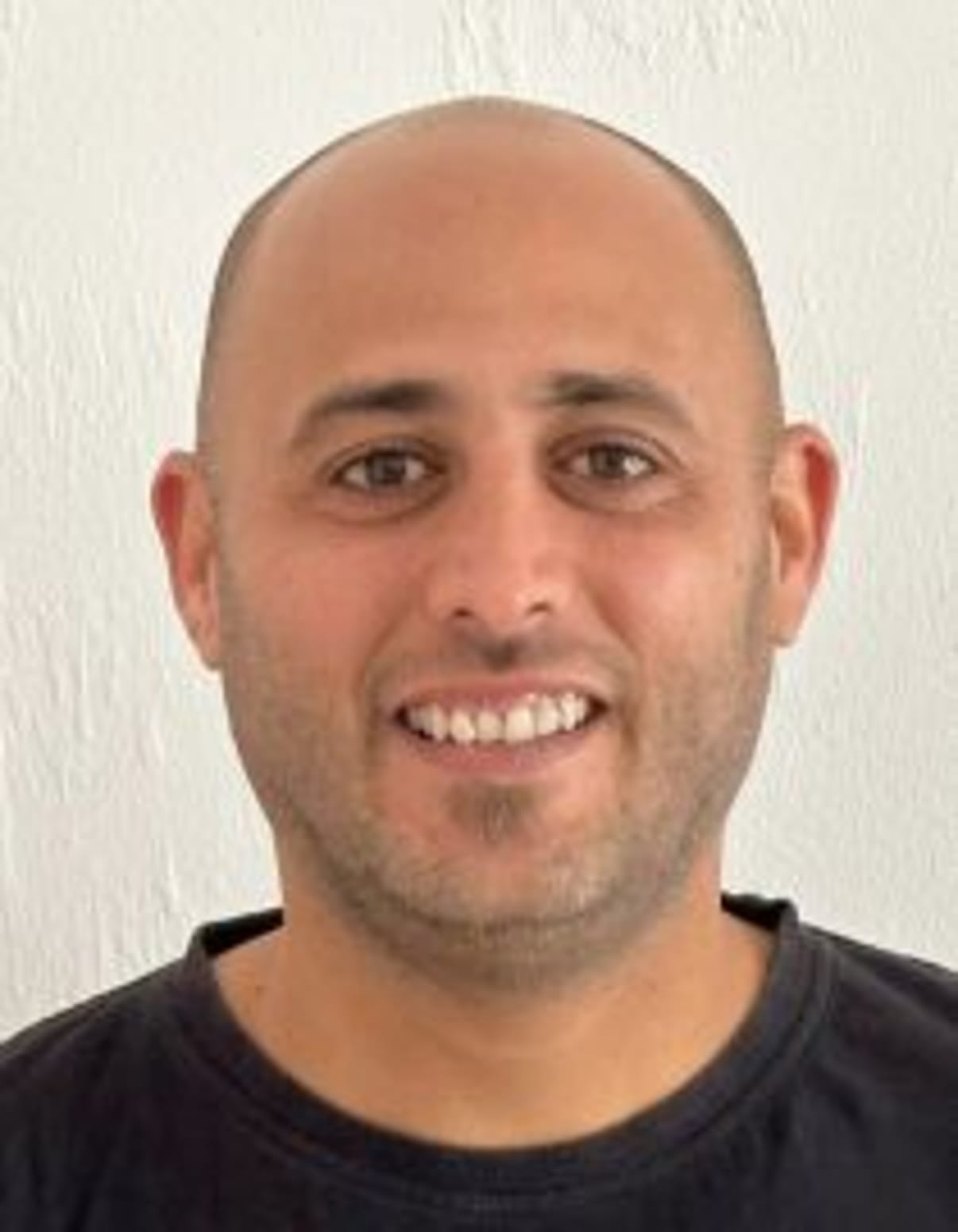 תמונת פורטרט של בעל המקצוע