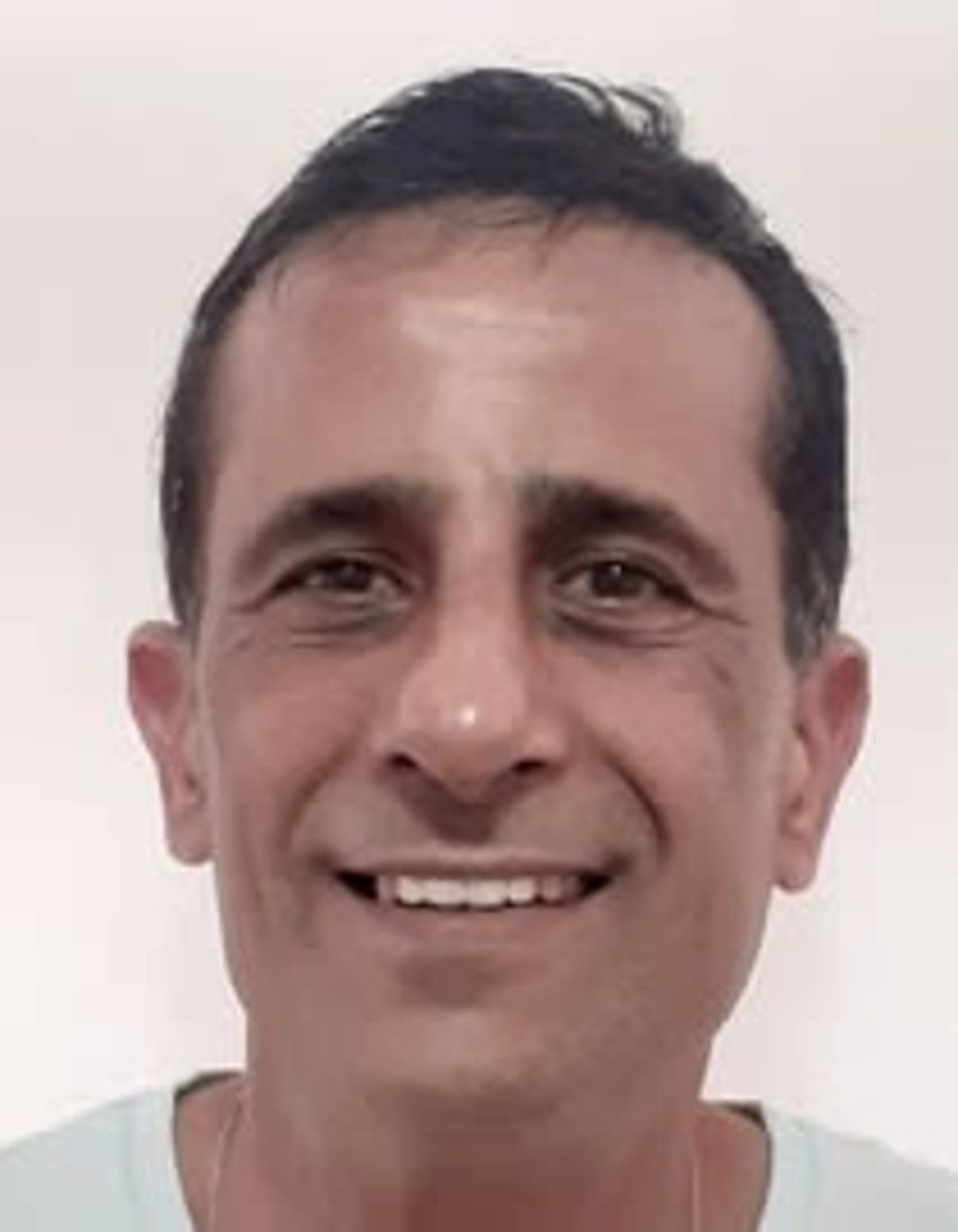 תמונת פורטרט של בעל המקצוע