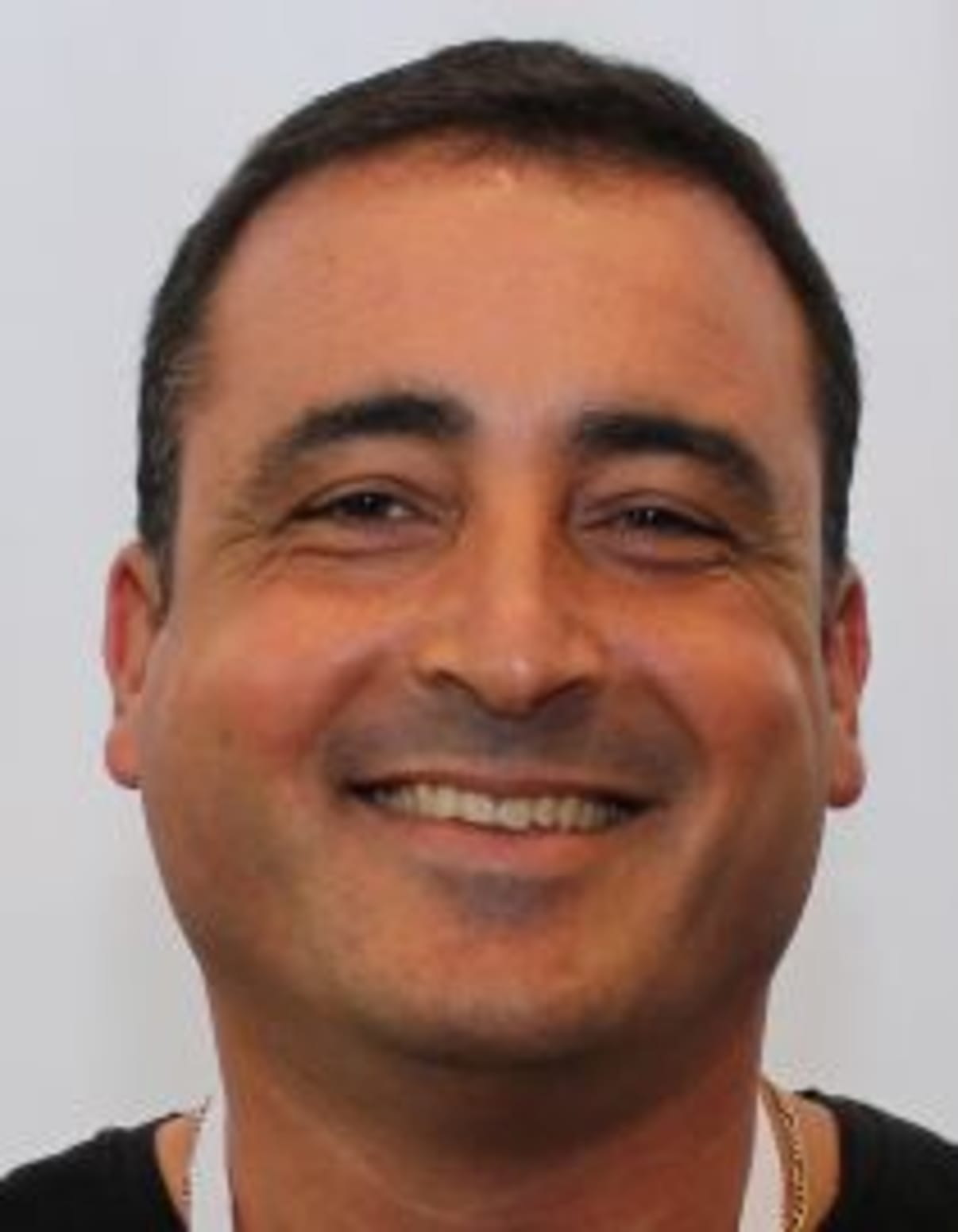 תמונת פורטרט של בעל המקצוע