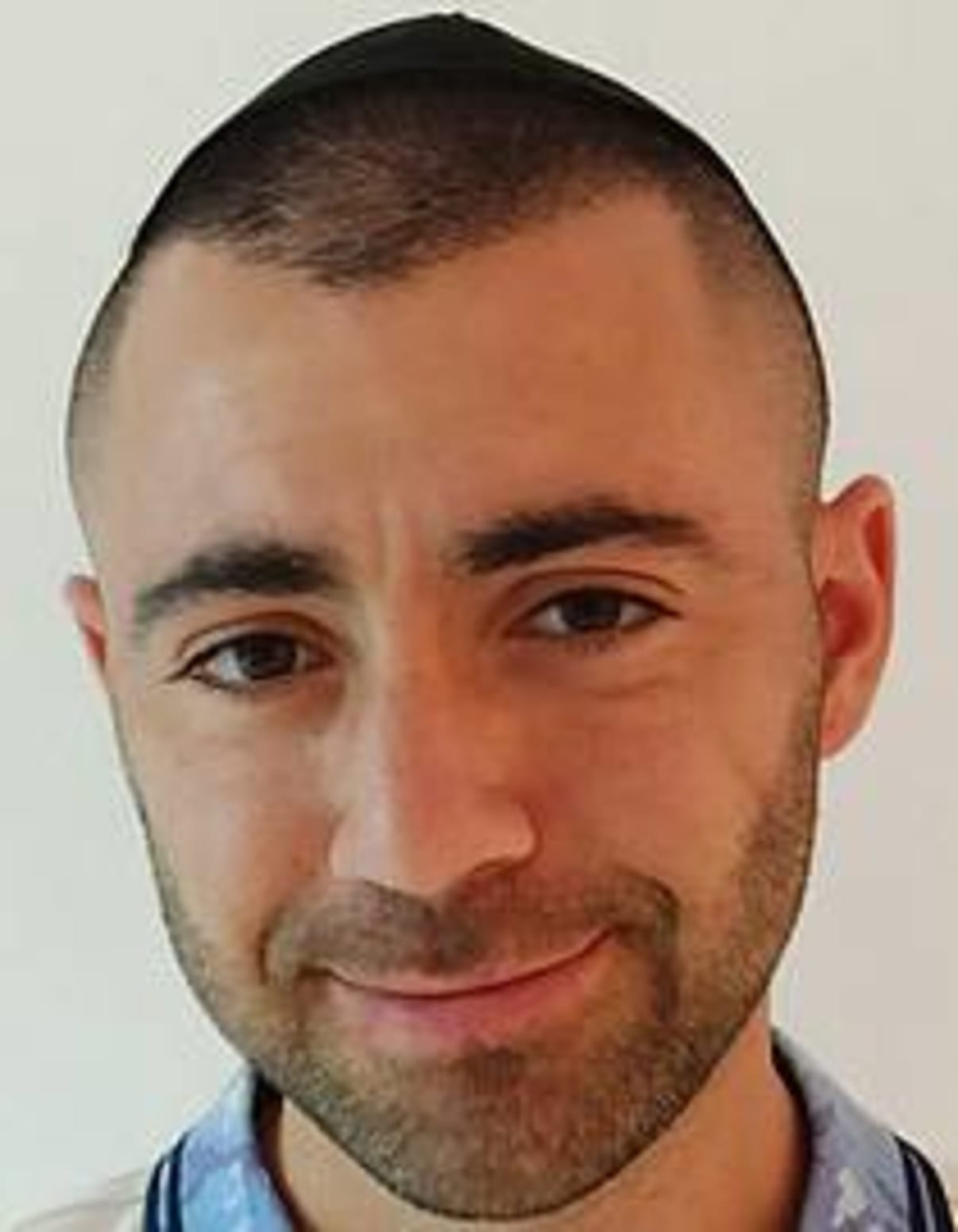 תמונת פורטרט של בעל המקצוע