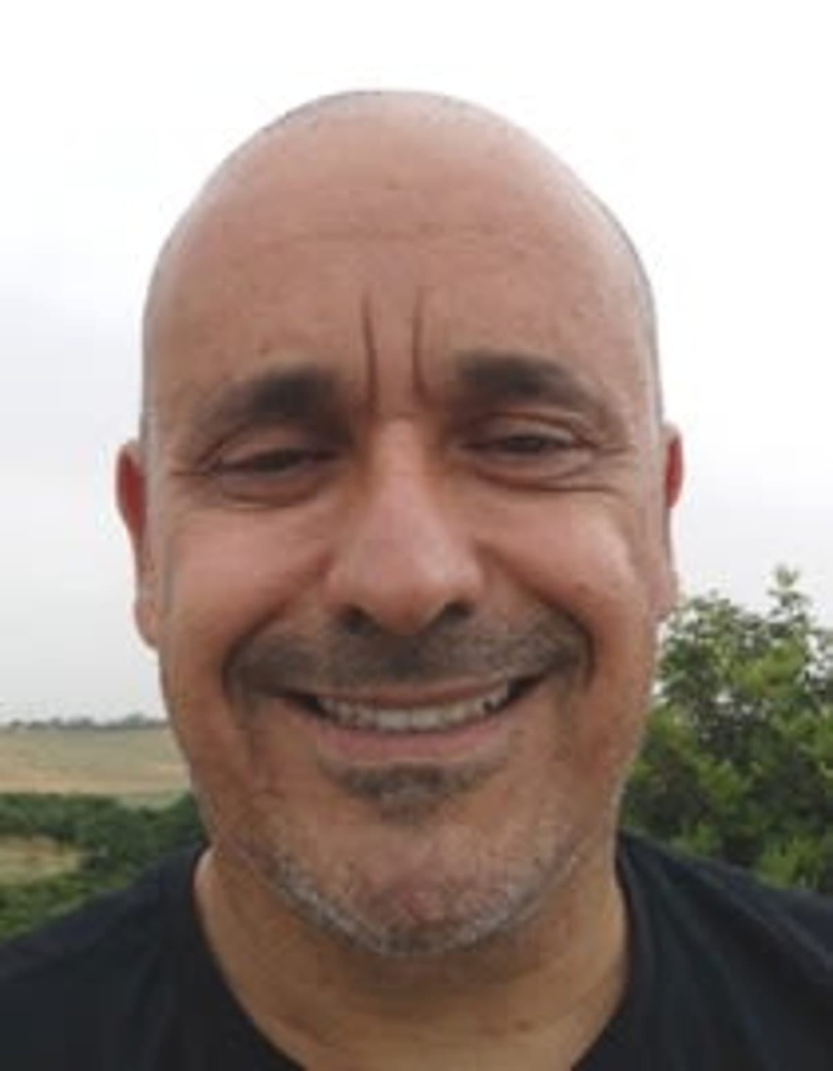 תמונת פורטרט של בעל המקצוע