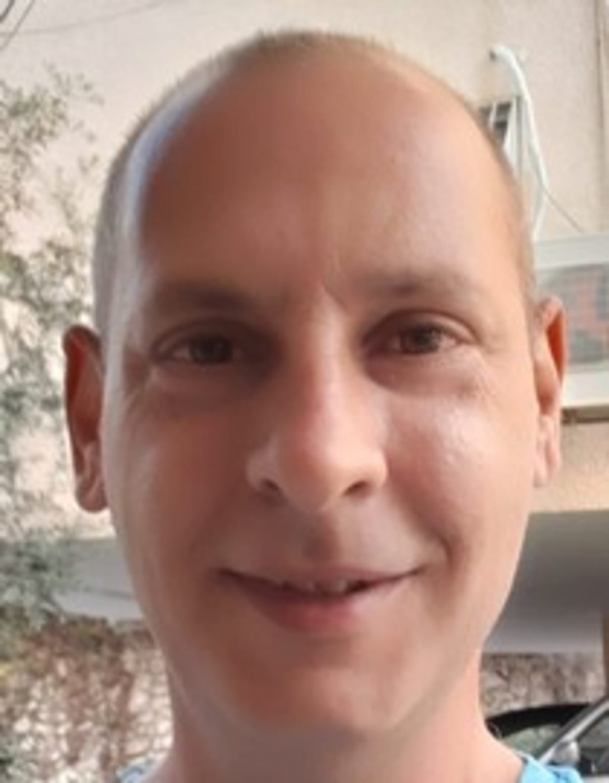 תמונת פורטרט של בעל המקצוע