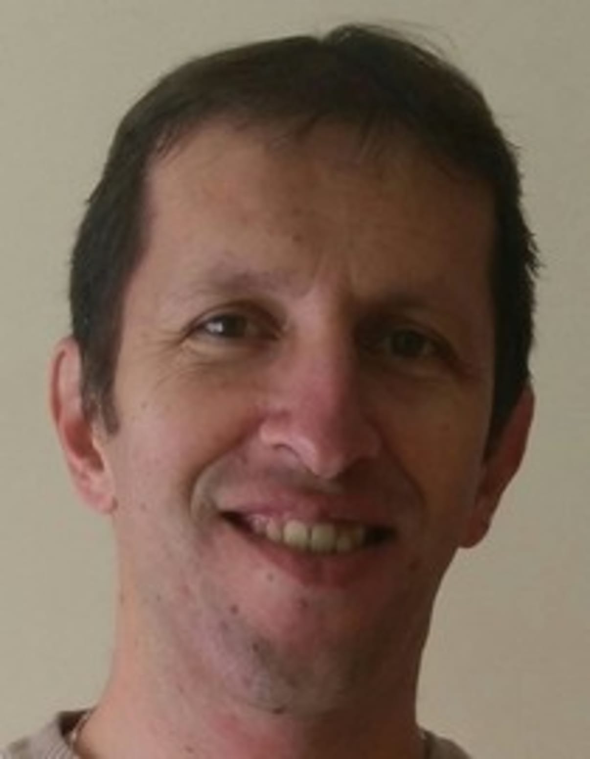 תמונת פורטרט של בעל המקצוע