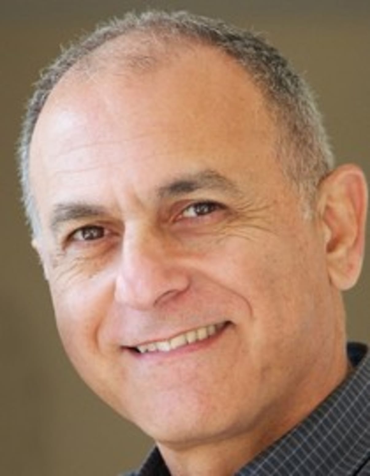 תמונת פורטרט של בעל המקצוע