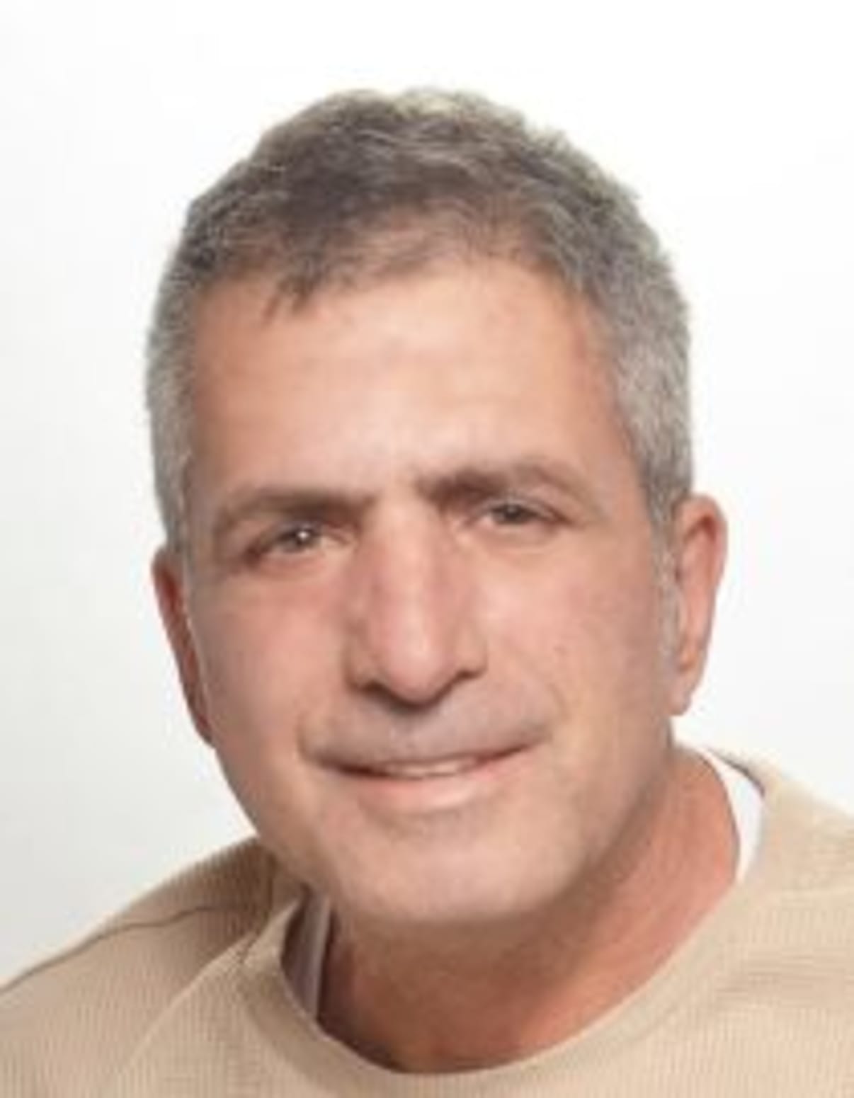 תמונת פורטרט של בעל המקצוע