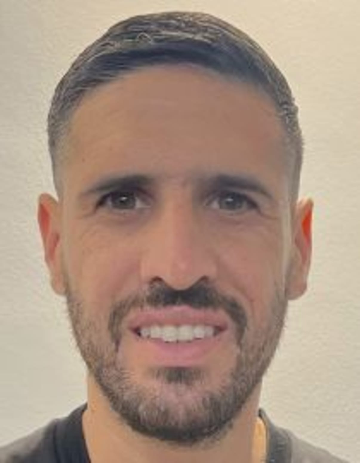 תמונת פורטרט של בעל המקצוע