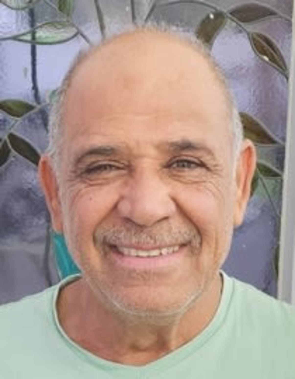 תמונת פורטרט של בעל המקצוע