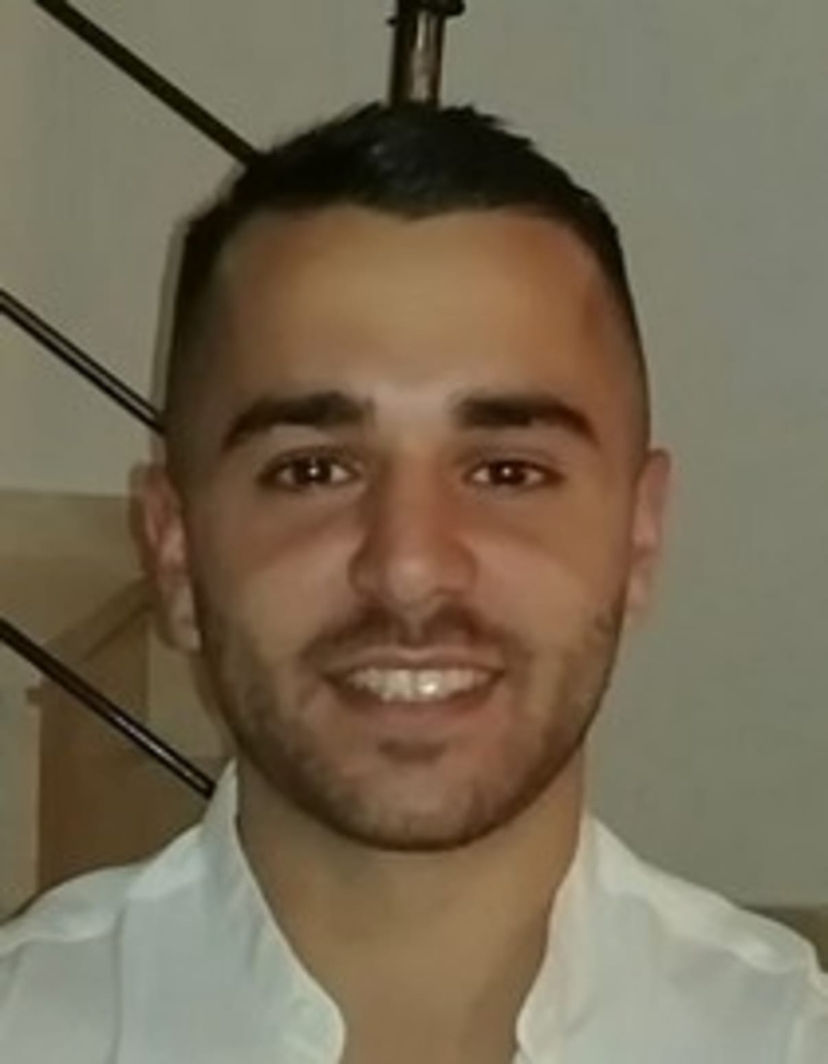 תמונת פורטרט של בעל המקצוע