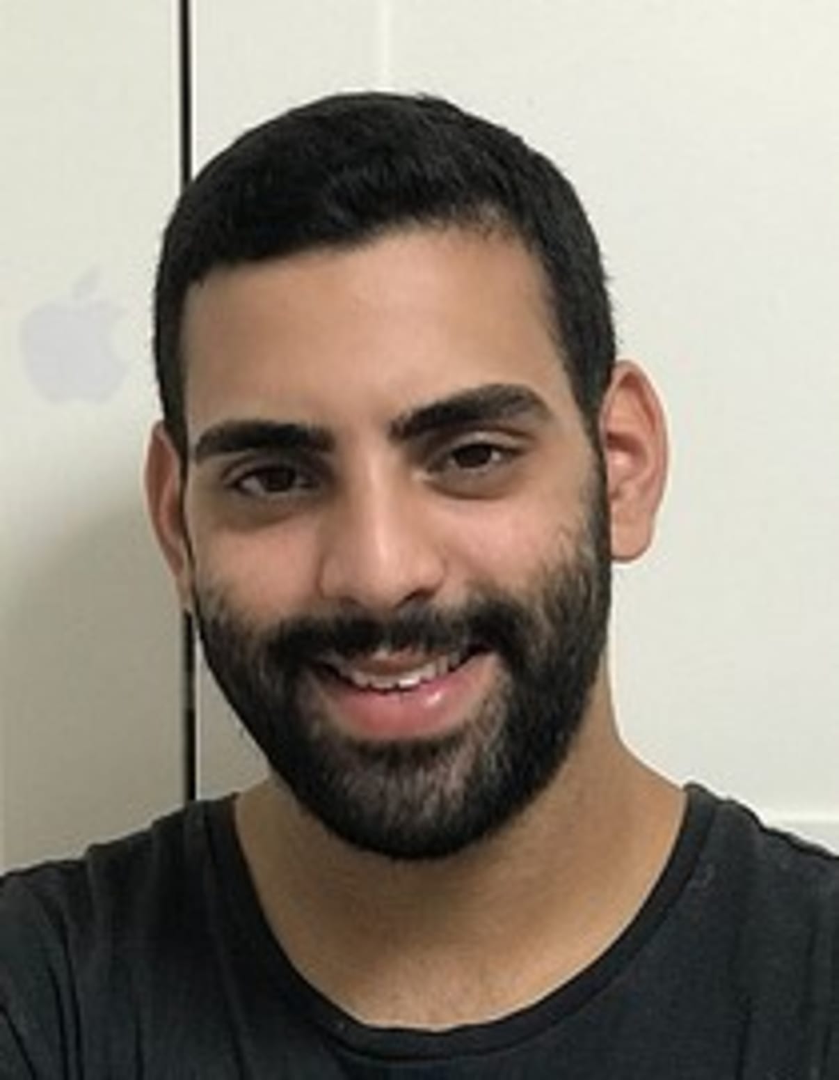 תמונת פורטרט של בעל המקצוע