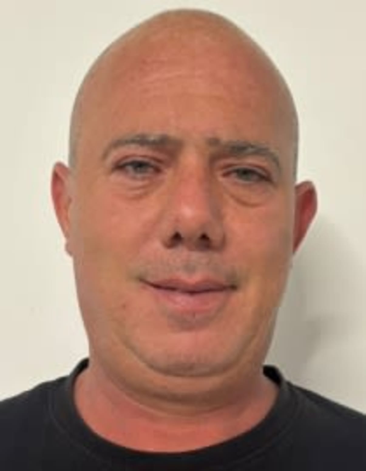 תמונת פורטרט של בעל המקצוע