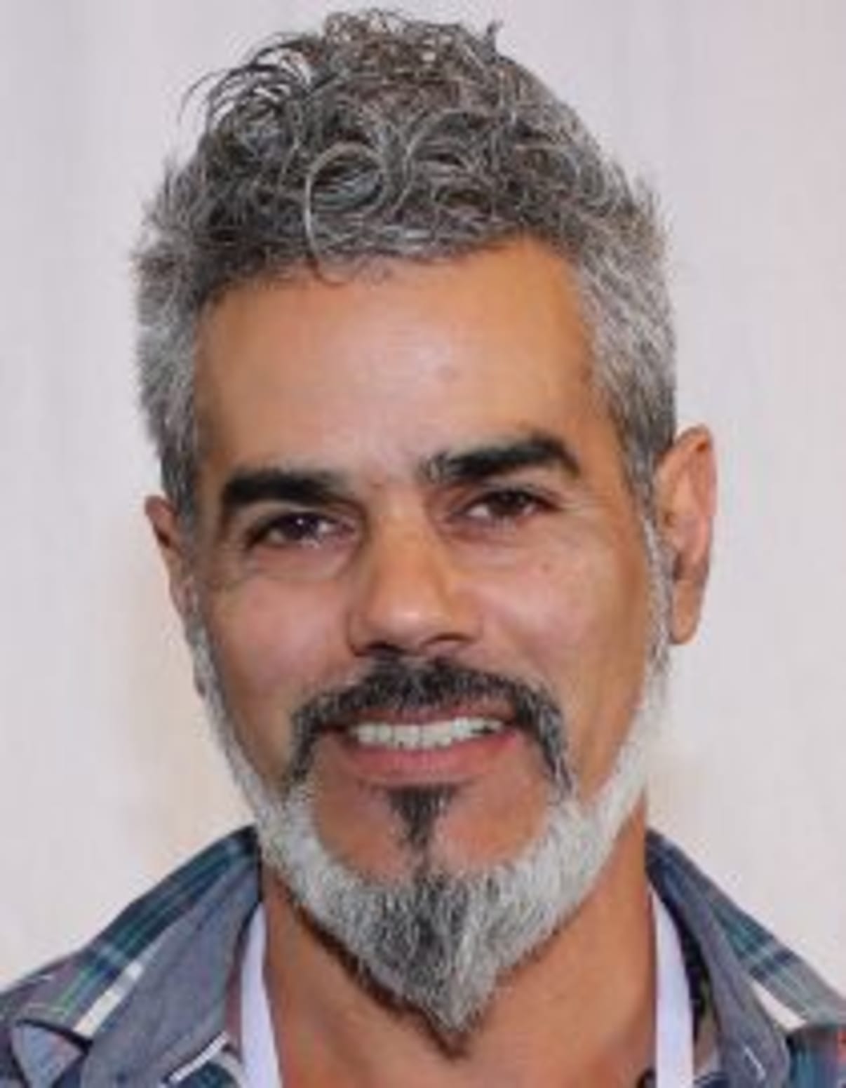 תמונת פורטרט של בעל המקצוע