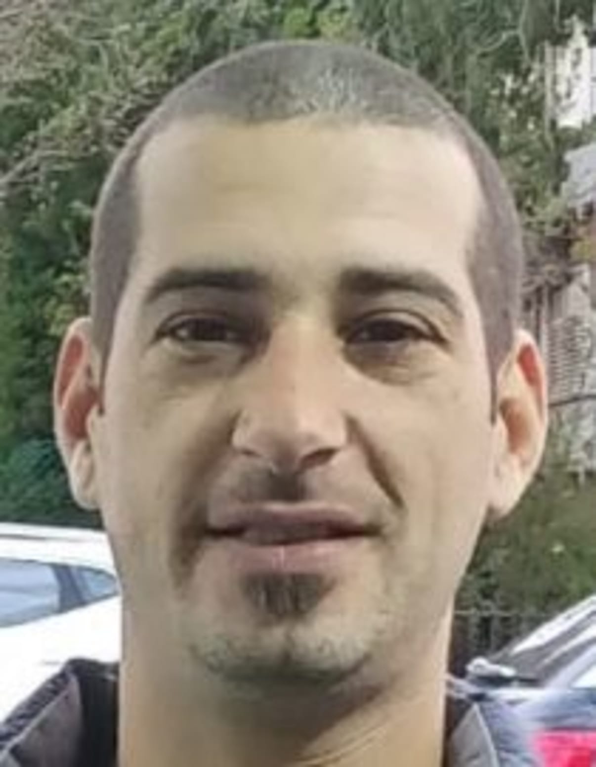 תמונת פורטרט של בעל המקצוע