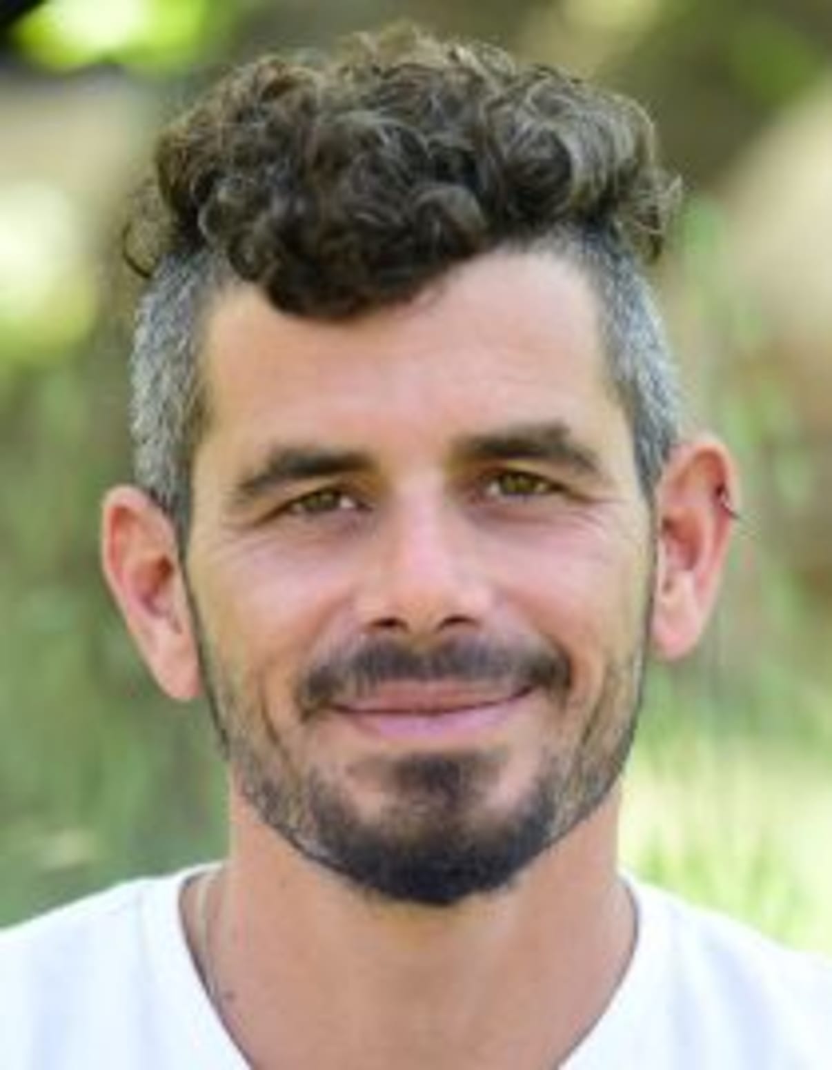 תמונת פורטרט של בעל המקצוע