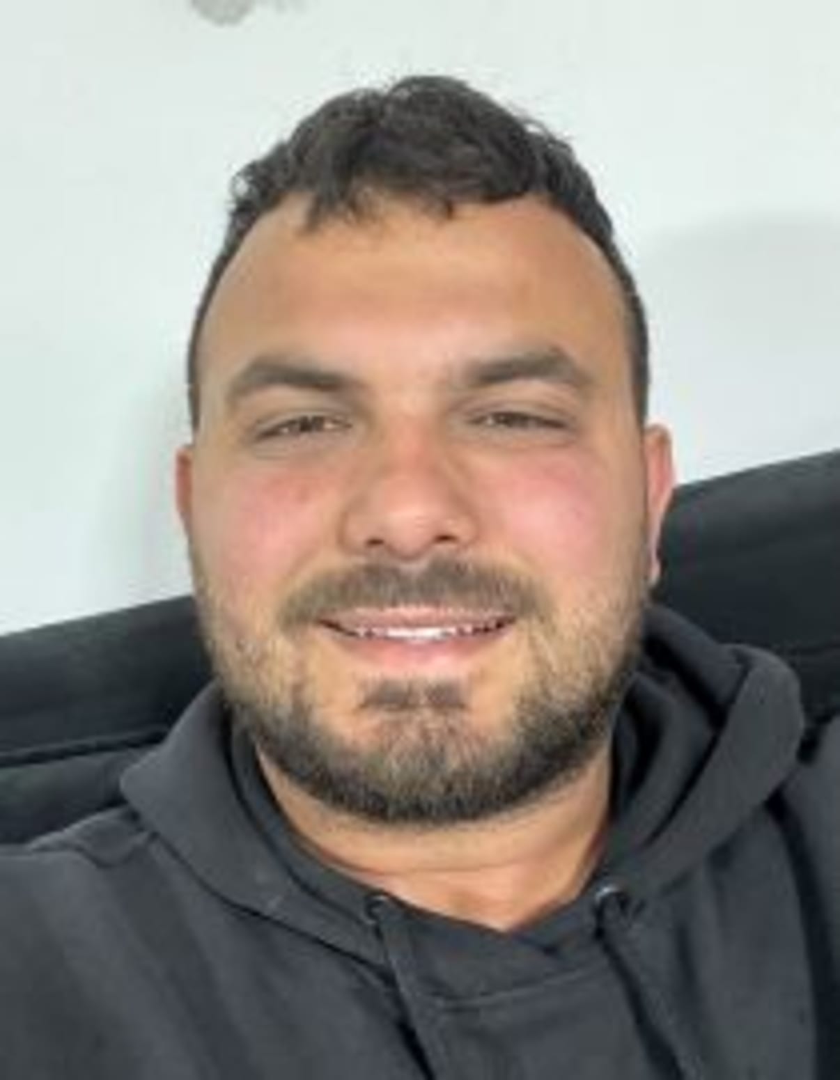 תמונת פורטרט של בעל המקצוע