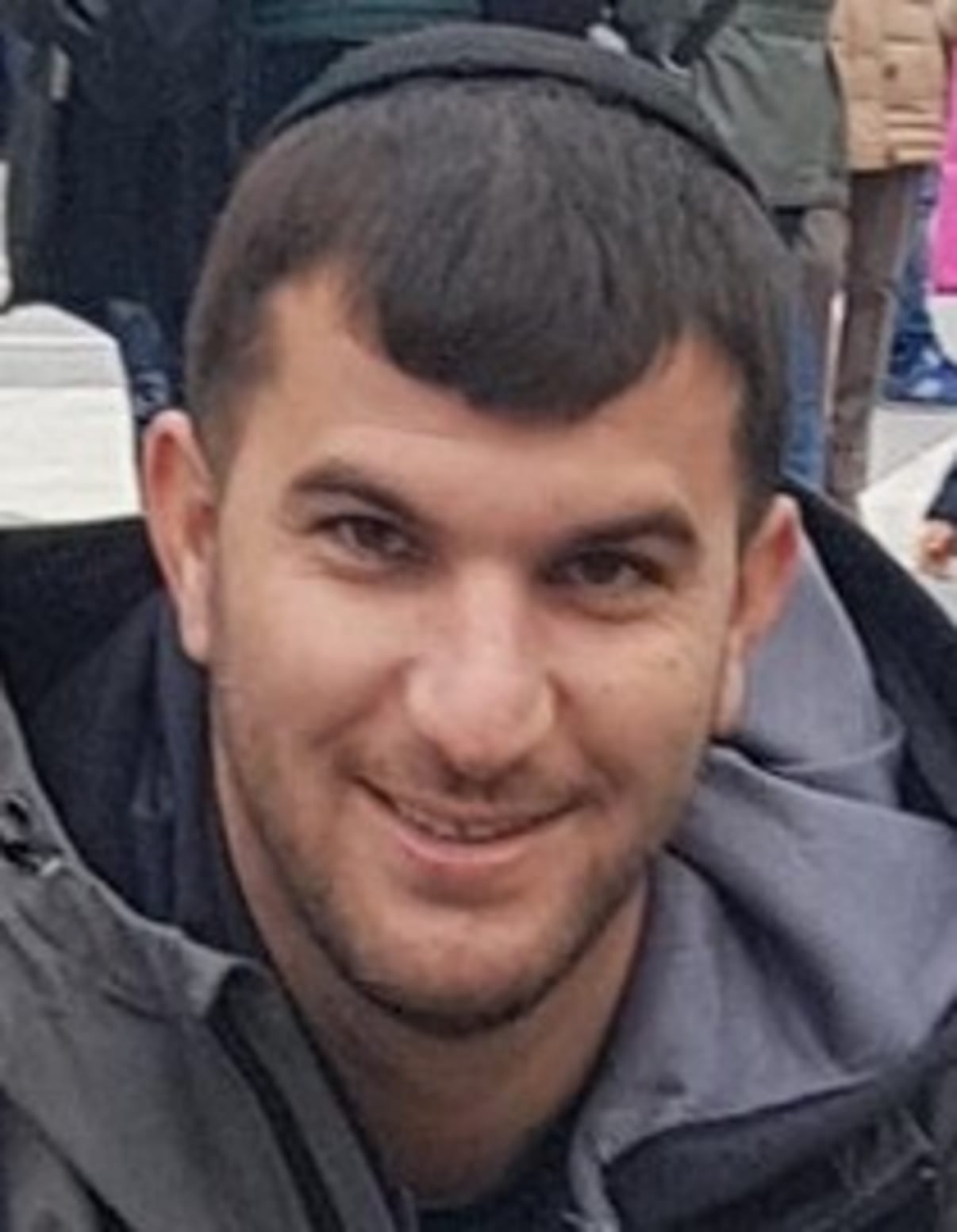 תמונת פורטרט של בעל המקצוע