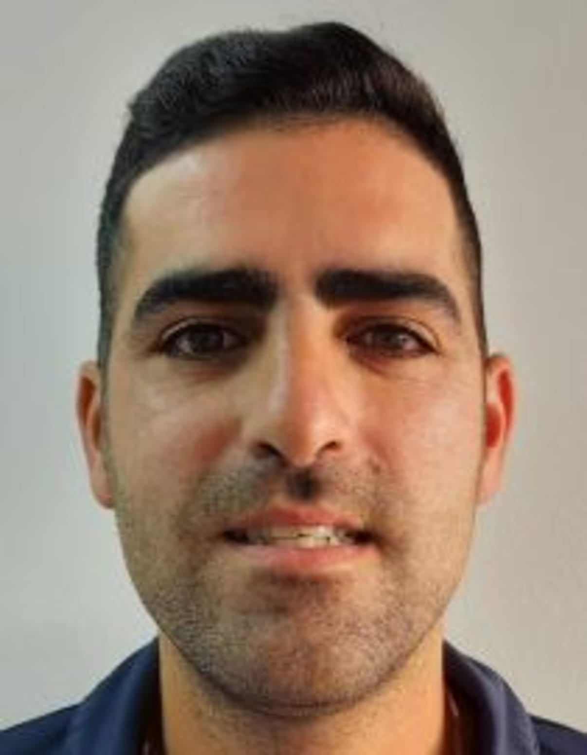 תמונת פורטרט של בעל המקצוע