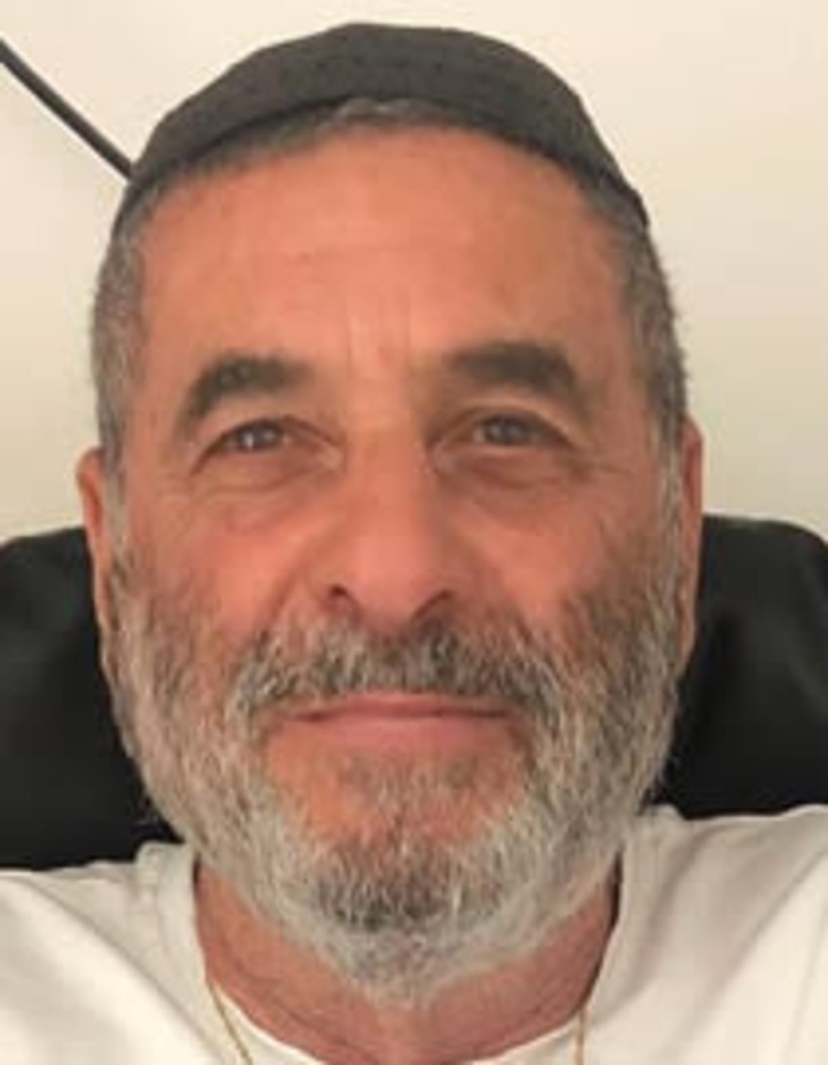 תמונת פורטרט של בעל המקצוע