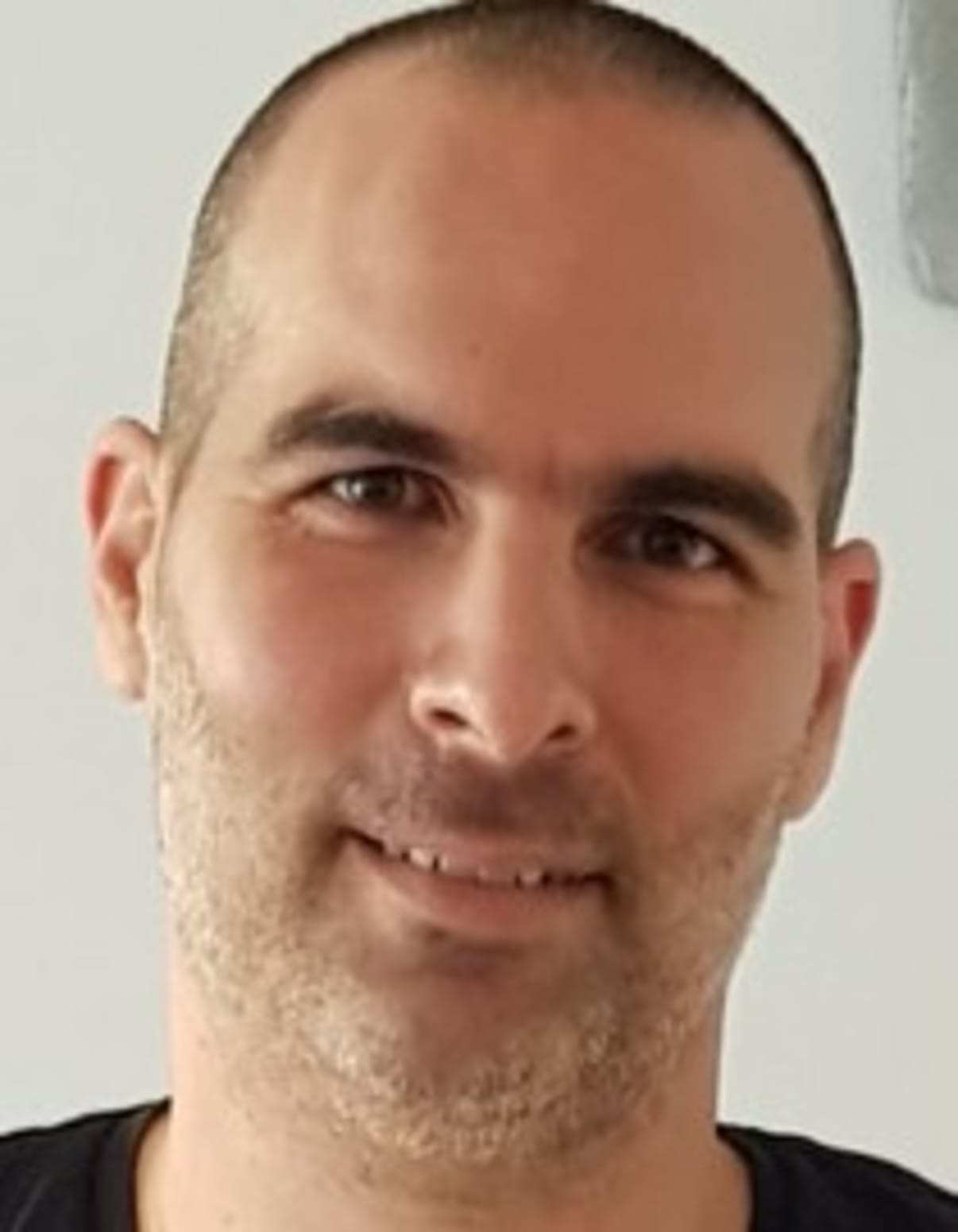 תמונת פורטרט של בעל המקצוע