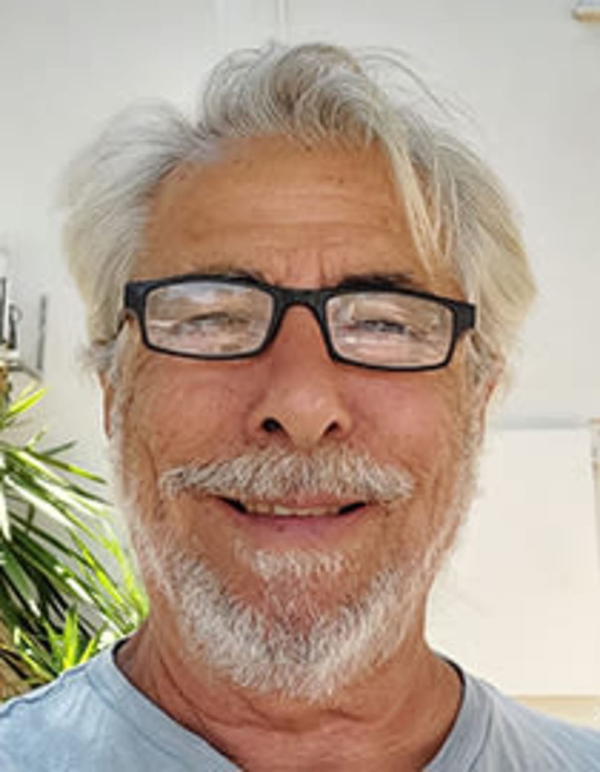 תמונת פורטרט של בעל המקצוע