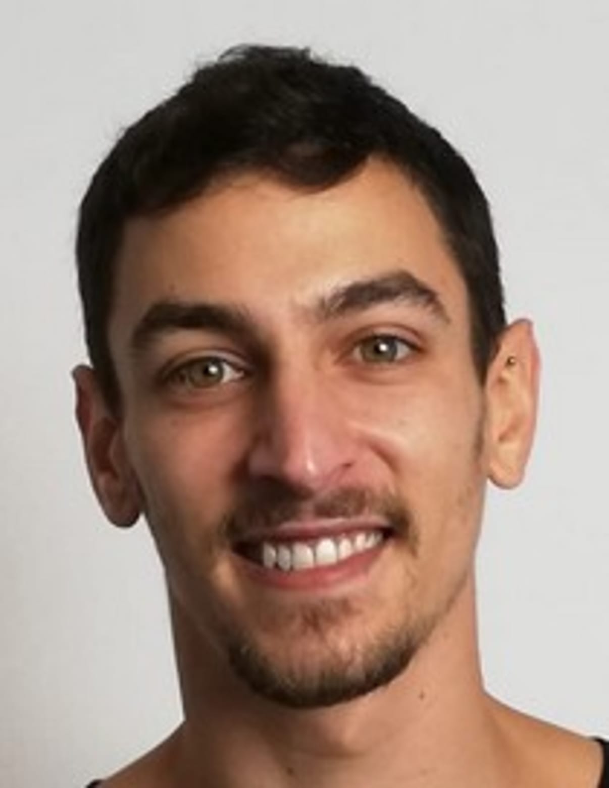 תמונת פורטרט של בעל המקצוע