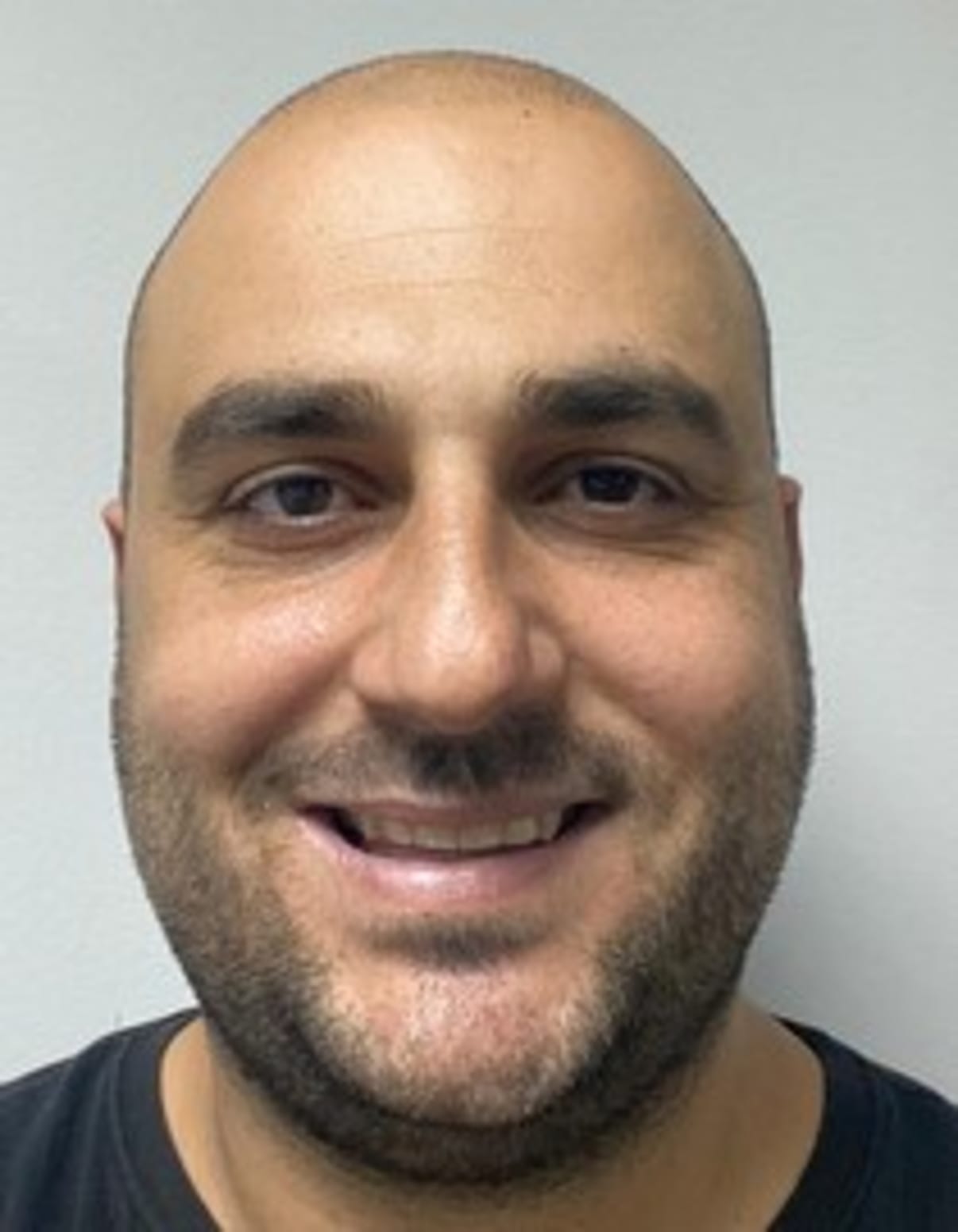 תמונת פורטרט של בעל המקצוע