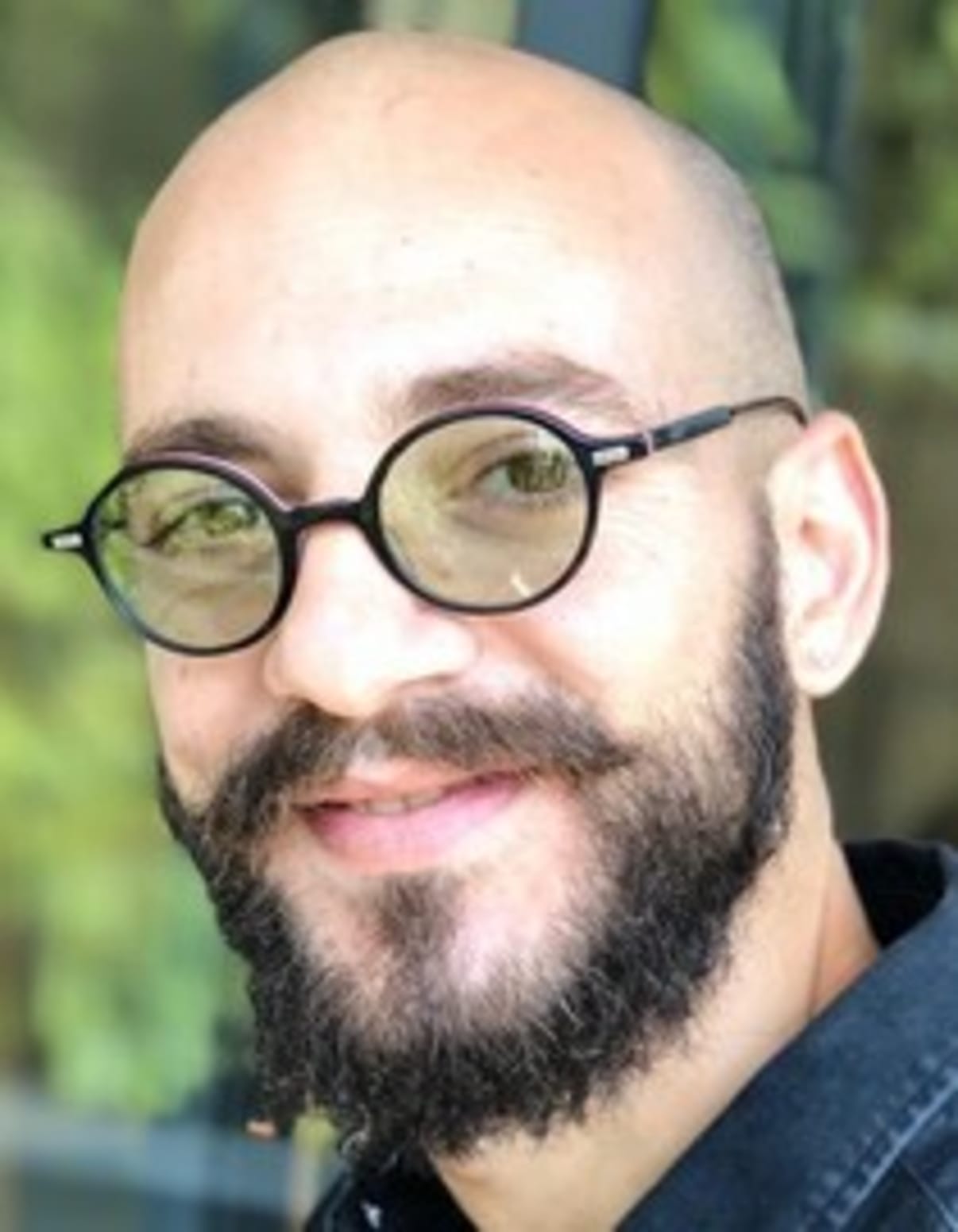 תמונת פורטרט של בעל המקצוע