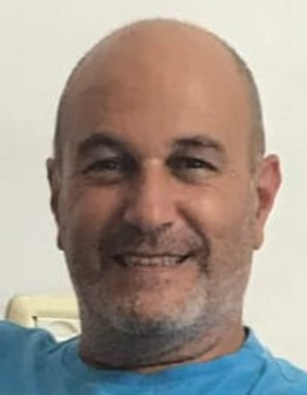 תמונת פורטרט של בעל המקצוע