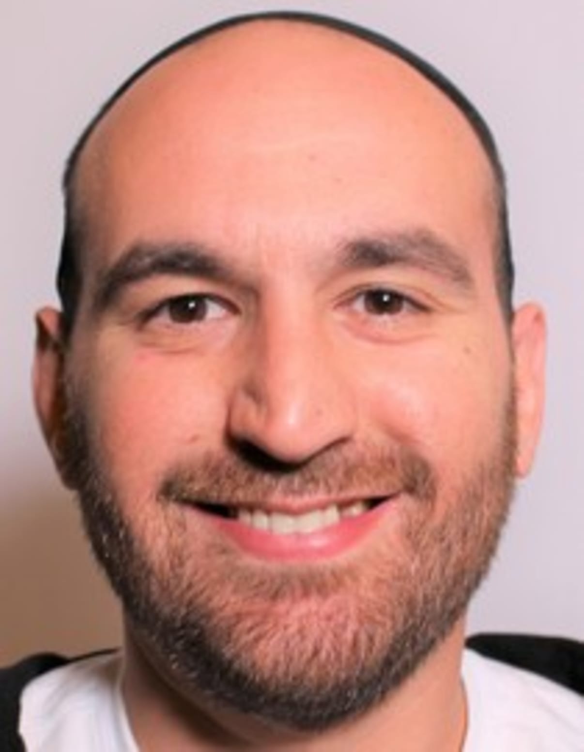 תמונת פורטרט של בעל המקצוע