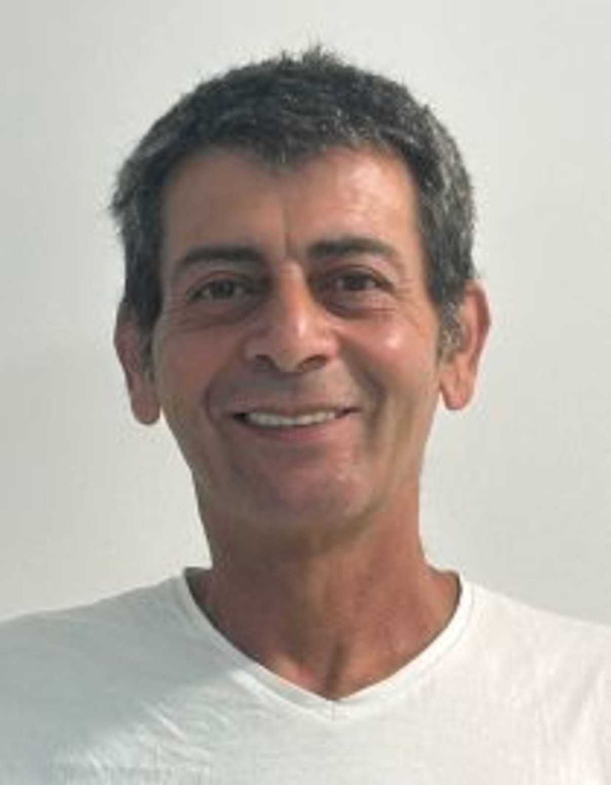 תמונת פורטרט של בעל המקצוע