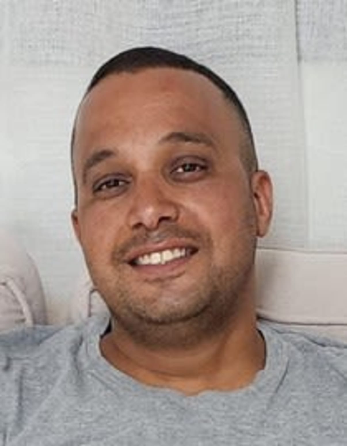 תמונת פורטרט של בעל המקצוע