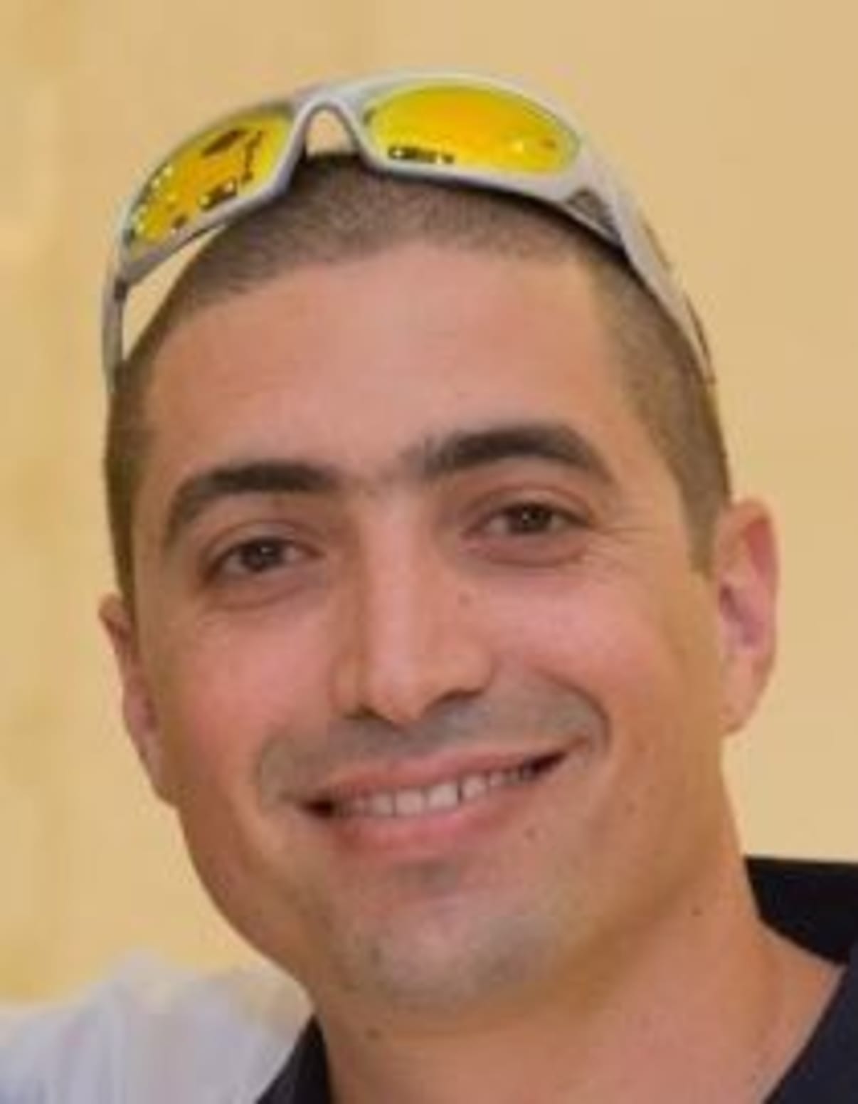 תמונת פורטרט של בעל המקצוע