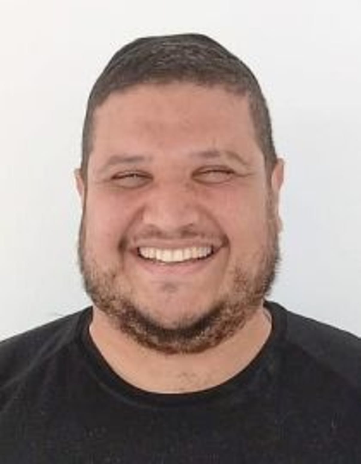 תמונת פורטרט של בעל המקצוע