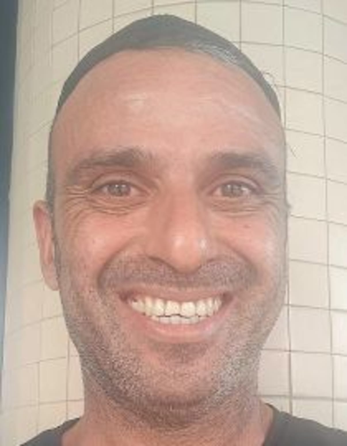 תמונת פורטרט של בעל המקצוע