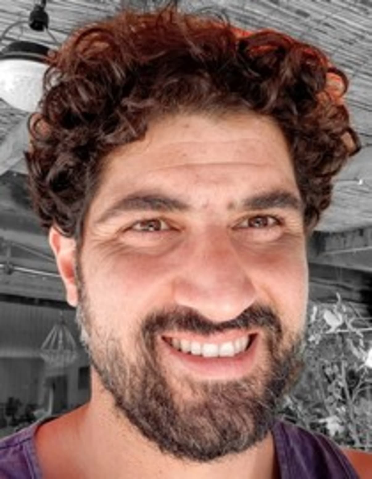 תמונת פורטרט של בעל המקצוע