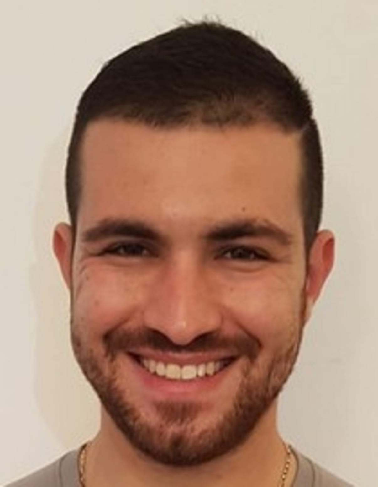 תמונת פורטרט של בעל המקצוע