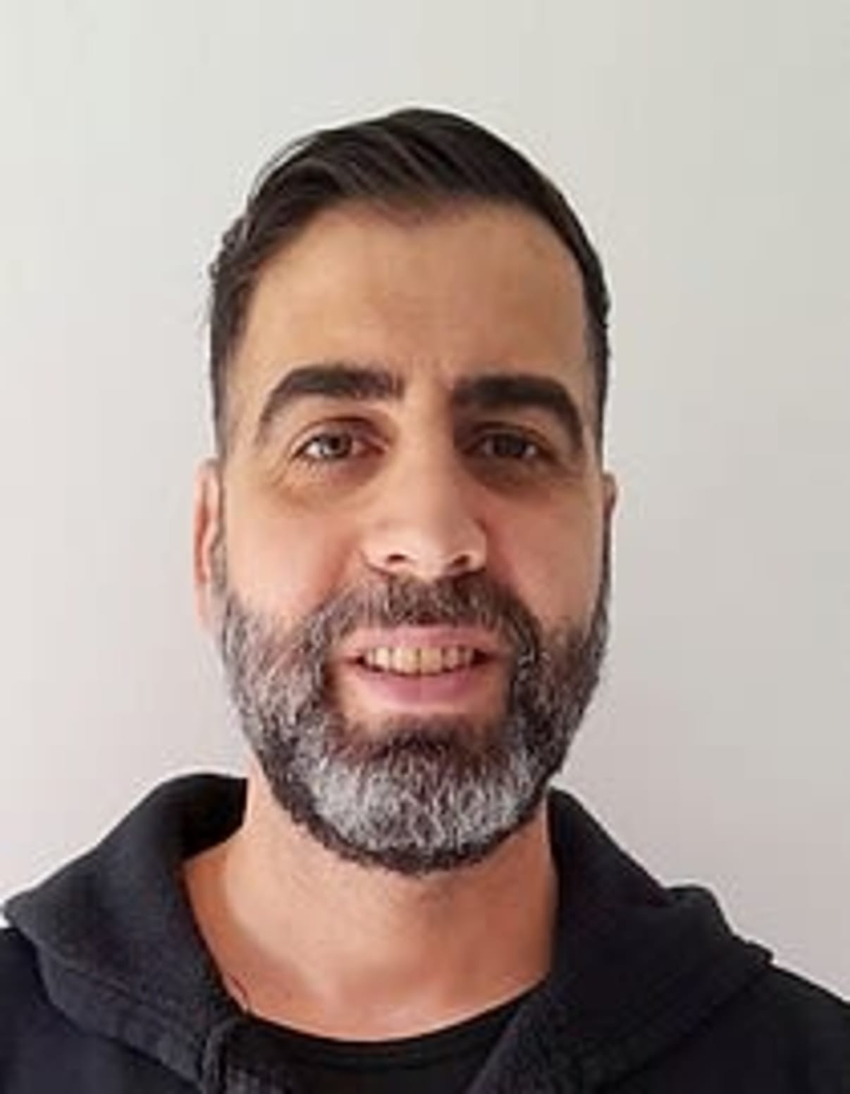 תמונת פורטרט של בעל המקצוע תמונת פורטרט של בעל המקצוע